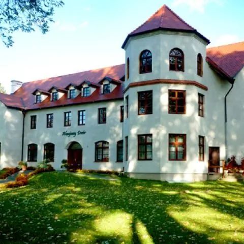 Akacjowy Dwór - Szamocin