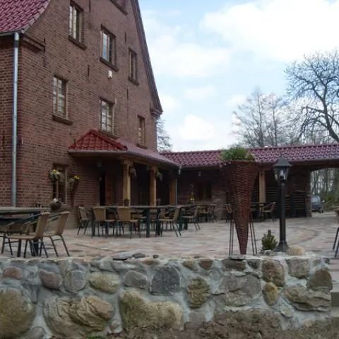 Ośrodek Agroturystyczny Młyn Nad Starą Regą  Łobez