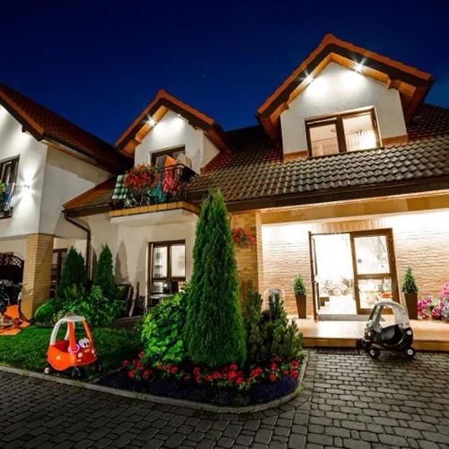 Villa Aura - Komfortowe pokoje Rowy
