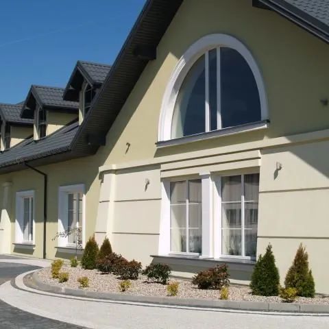 SALA WESELNA- BRATOSZEWICE