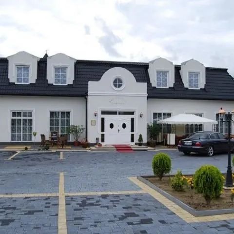 Restauracja i Hotel CAMPARI Żyraków