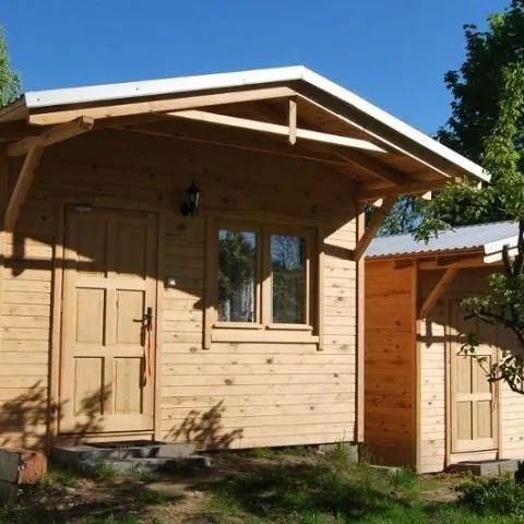 ŻAR TROPIKÓW – pokoje gościnne i domki letniskowe Jastrzębia Góra