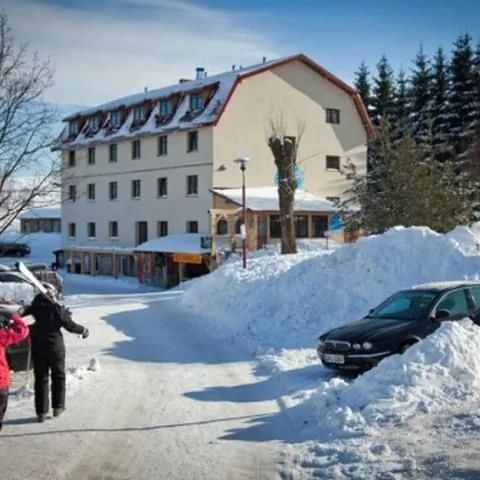 Spanie Hotel ABSOLWENT Duszniki-Zdrój
