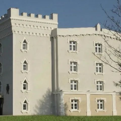 Hotel "Jurajska Perła" Pątnów