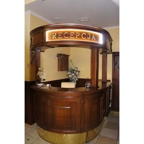 Hotel STANGRET Kielce .