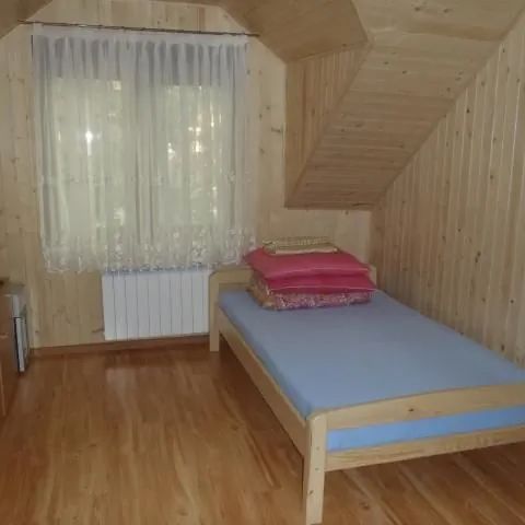 Pokoje całoroczne ROSICZKA Okuninka