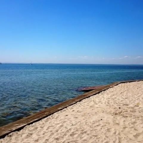 Przestronna Przyczepa Kempingowa dla 7 os. Jastarnia