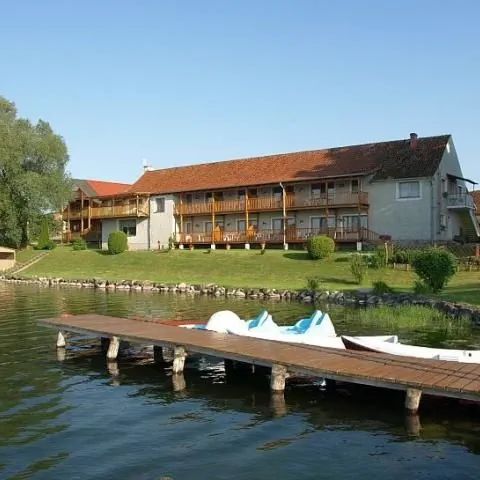 Agroturystyka nad jeziorem Ryn