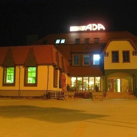 Hotel i Restauracja "ADA" Reńska Wieś