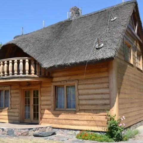 Domek letniskowy - pod strechą