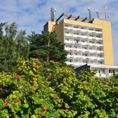 Ośrodek Wczasowy KRYSZTAŁOWA PRZYSTAŃ Mrzeżyno