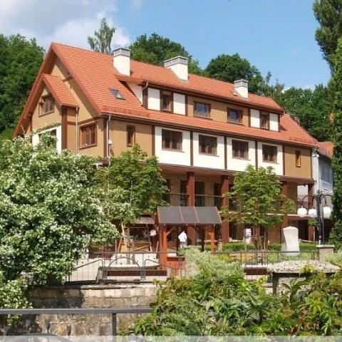 Noclegi Parkowa Polanica-Zdrój