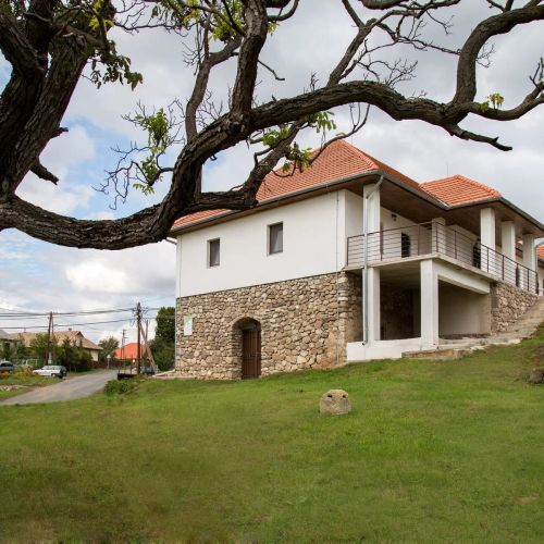 Babotsay Kúria Fony