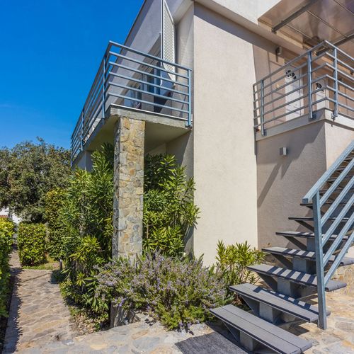 Apartment Vito Njivice