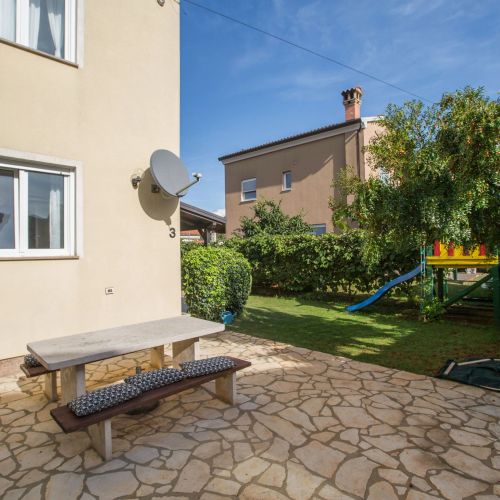 Apartmanok Gyermekes Családok Részére Umag - 2523