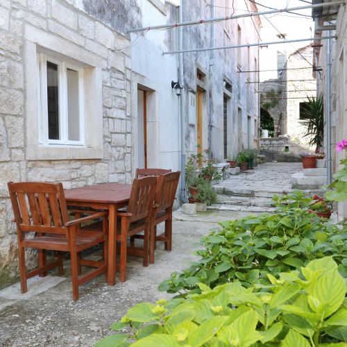 Holiday House With A Parking Space Žrnovo, Korčula - 10030 Žrnovo