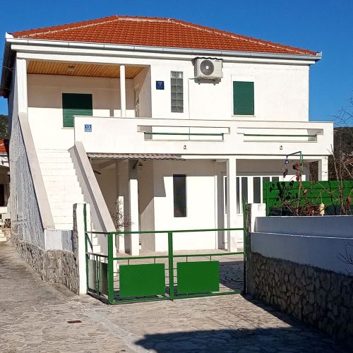Beachfront House With Hot TubVinišće, Trogir - 14704 Vinišće – Vinišće, Chorwacja