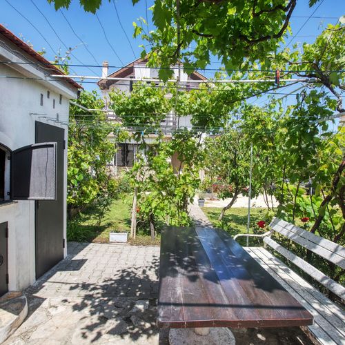 Apartmanok Parkolóhellyel Vodice - 15228