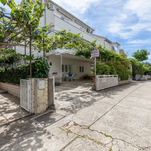 Apartments By The Sea Podaca Makarska - 515