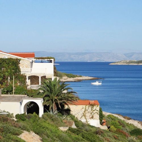Apartments By The Sea Milna, Vis - 2461 Milna