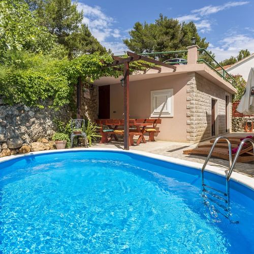 Apartmanok A Tenger Mellett Medencével Medici, Omis - 7461 Medići