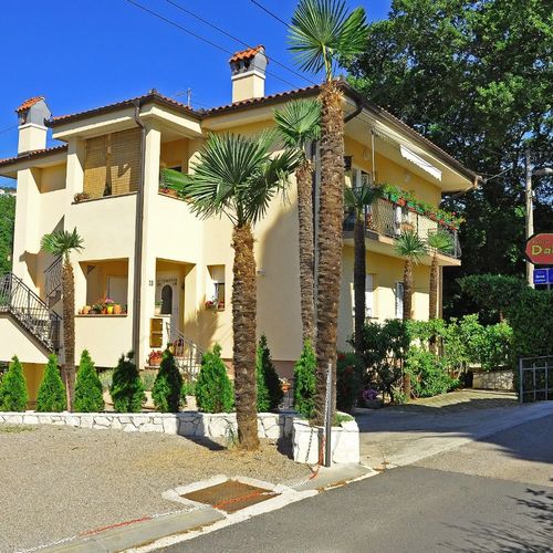 Apartmanok Parkolóhellyel Opric, Opátia - Opatija - 7728 Oprič