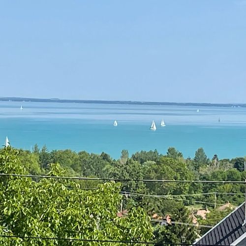 Amazing View Apartman Balatonalmádi