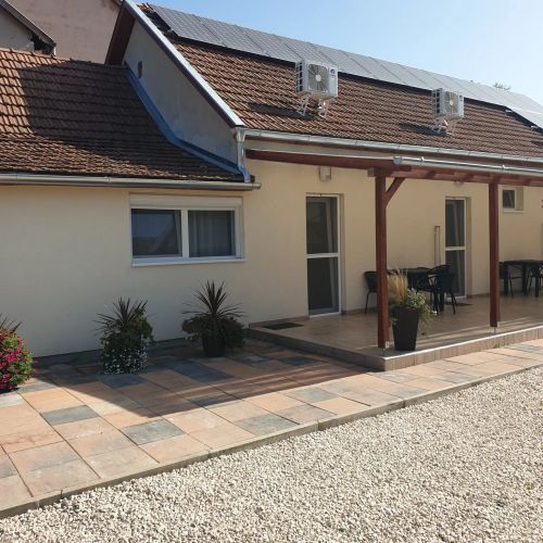 Lilien Deluxe Apartman Gyula – Gyula, Węgry