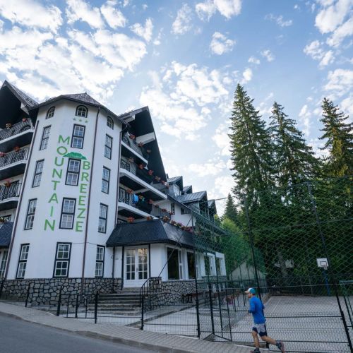 Mountain Breeze Predeal