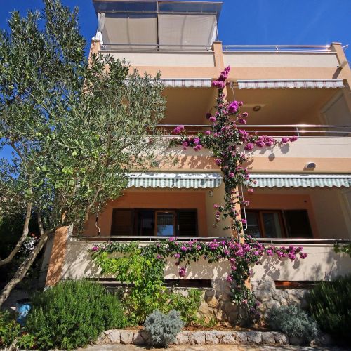 Apartments By The Sea Žaborić, Šibenik - 468 Žaborić – Zaboric, Croația
