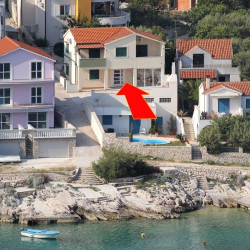 Apartments By The Sea Bilo, Primošten - 8364 Bilo