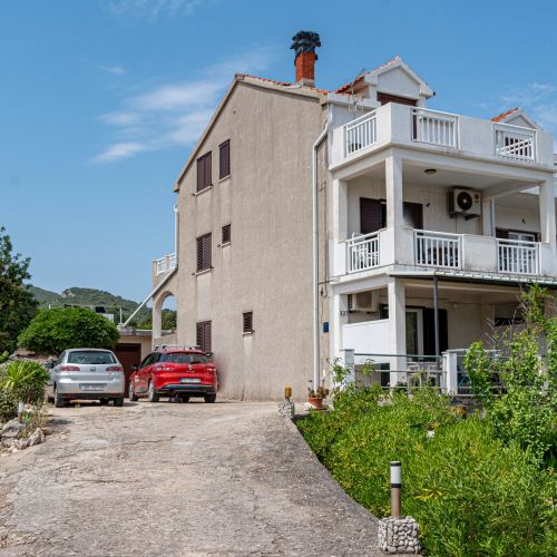 Apartments By The Sea Kneža, Korčula - 10168 Kneža