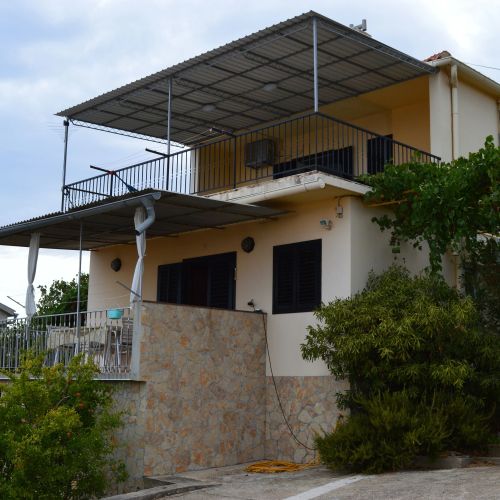 Apartments With Parking Space Bilo, Primošten - 12434 Bilo