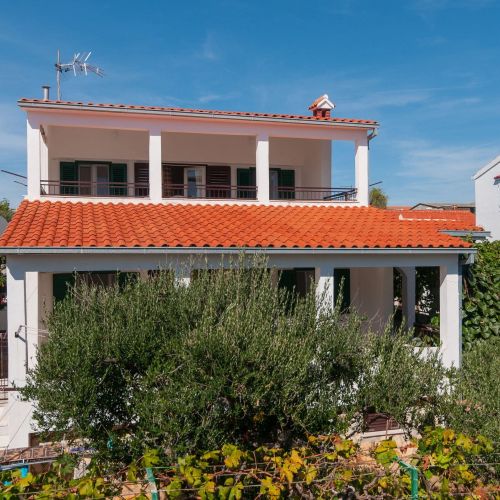 Apartments By The Sea Rogoznica - 15551