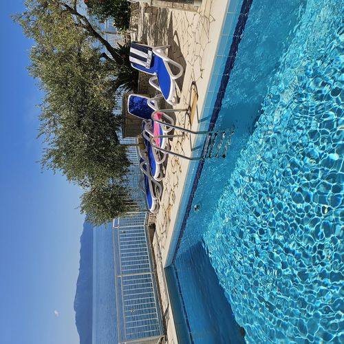 Apartmanok és Szobák Medencével Brist Makarska - 15620