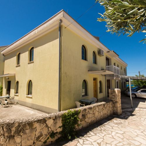 Apartments Pero Okrug Gornji – Okrug Gornji, Chorvatsko