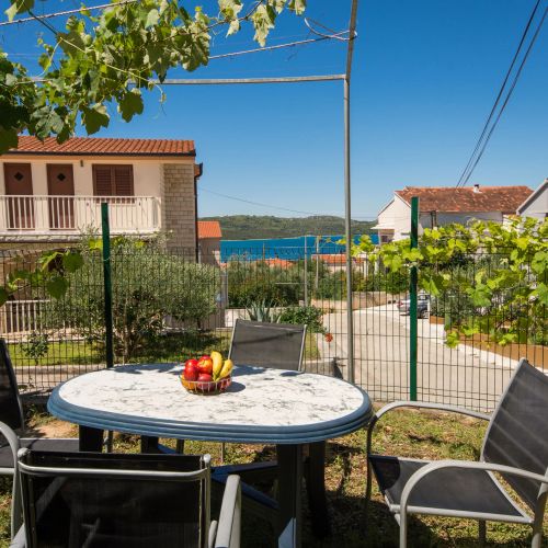 Apartments Pero Okrug Gornji – Okrug Gornji, Chorvatsko