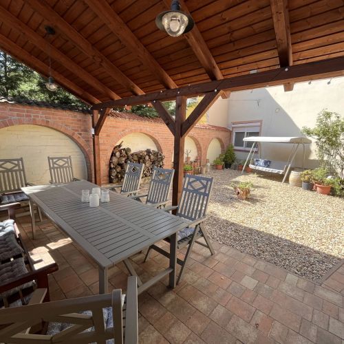 Pacsirta Apartmanház Eger – Eger, Ungaria