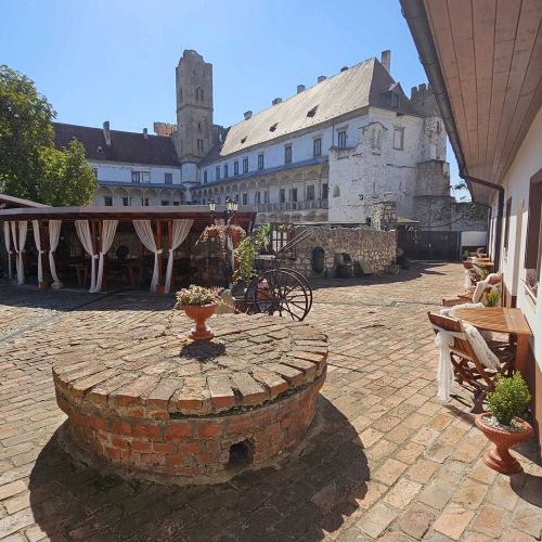 Zámecký penzion Rotunda Břeclav – Břeclav, Republica Cehă