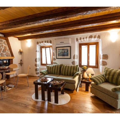 Apartments With WiFi Vrbnik, Krk - 15721 Vrbnik