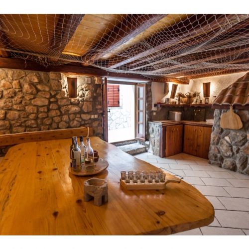 Apartments With WiFi Vrbnik, Krk - 15721 Vrbnik