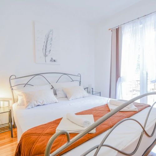 Apartmanok Parkolóhellyel Zadar - 15945