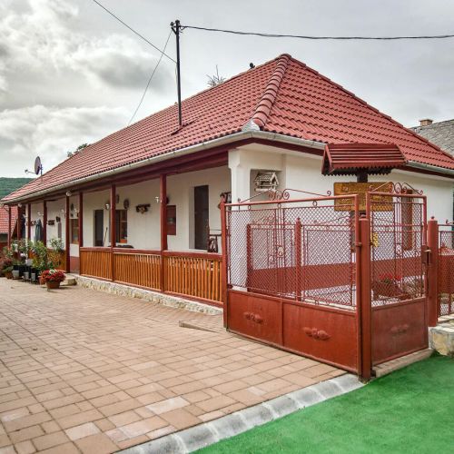 Kéktúra Vendégház Füzér