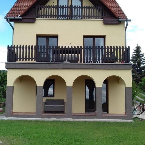 Hanna Apartmanház Csopak