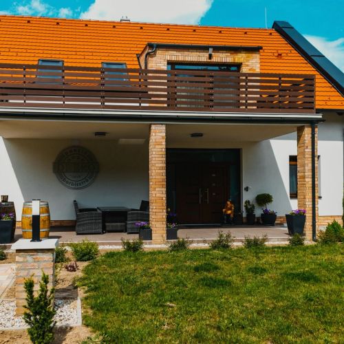 Dreko Panzió és Borbisztró Győrújbarát – Győrújbarát, Ungaria