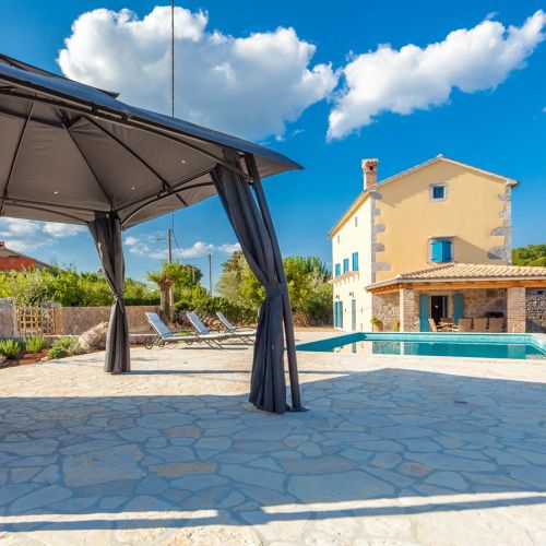 Vila Lusa Bajčići – Bajčići, Croația