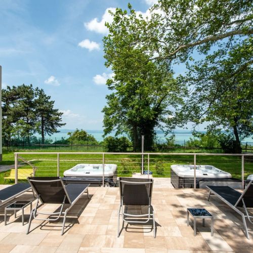 Magaspart Panzió*** Balatonföldvár