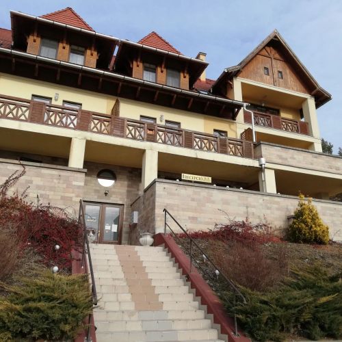 Chill Hill Apartman Egerszalók