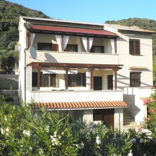 Apartments With Parking Space Supetarska Draga - Donja, Rab - 15423 Supetarska Draga - Donja