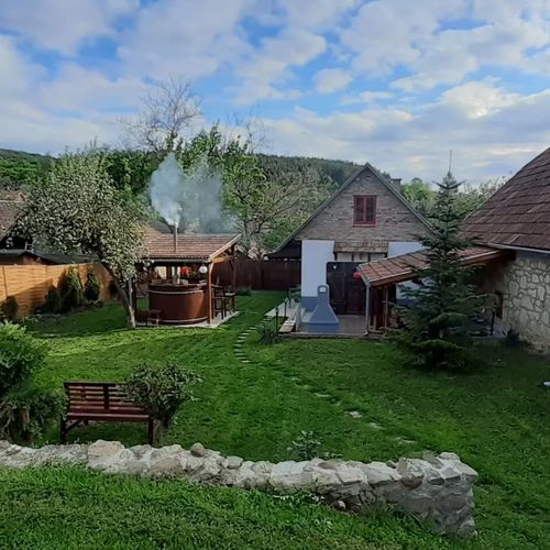 Padláskincsek Vendégház Nagybörzsöny